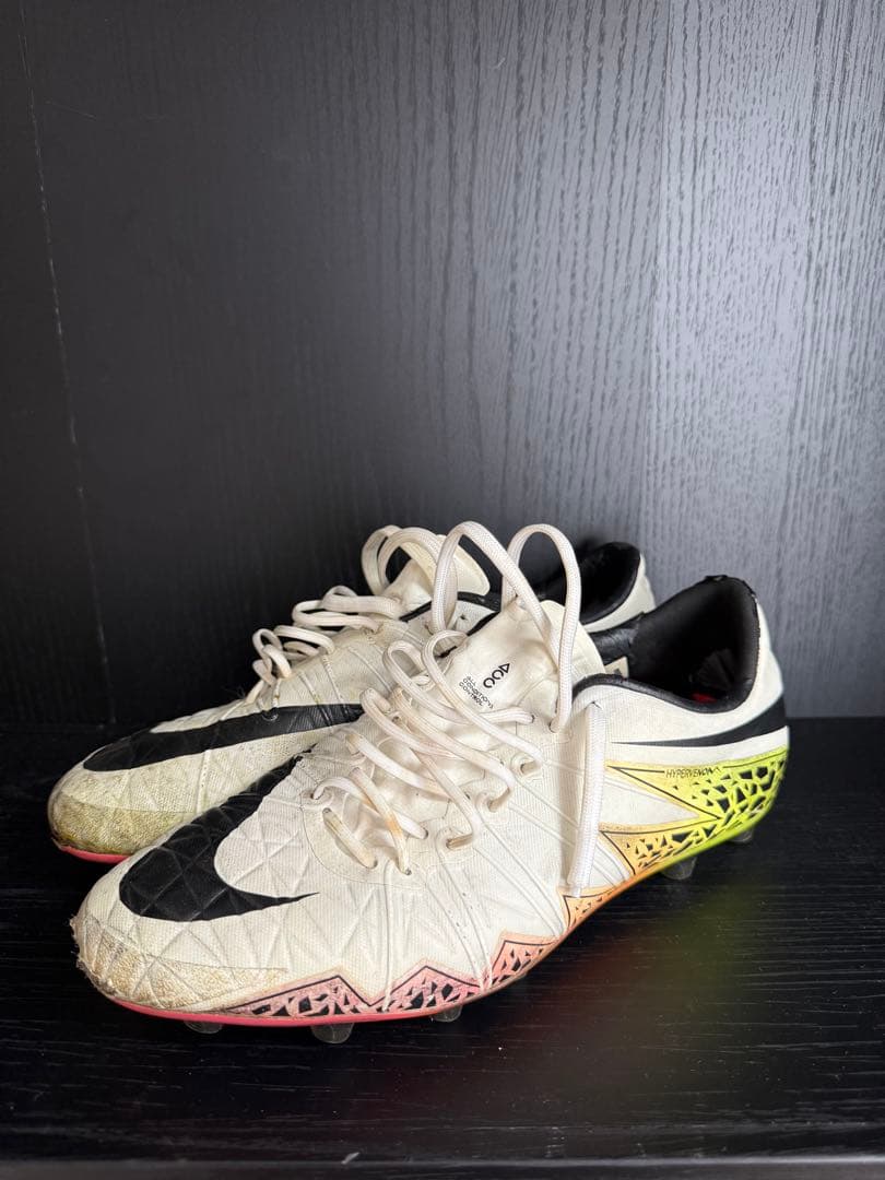 NIKE ハイパーヴェノムファントム2 HG-E