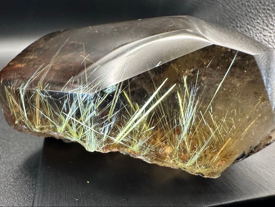 ルチルクォーツ 置物　透明感抜群！