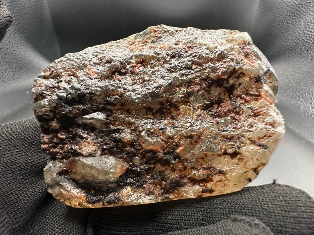 ルチルクォーツ 置物　透明感抜群！