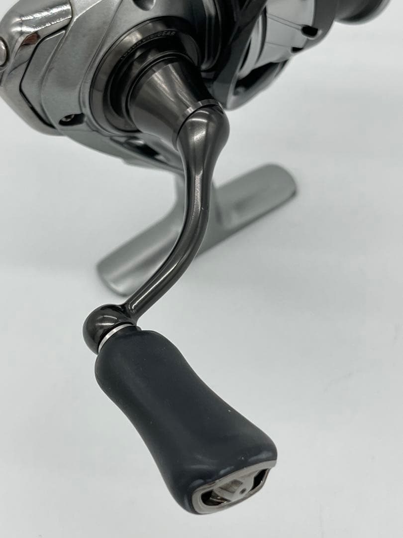 DAIWA ダイワスピニングリール カルディア LT2000S