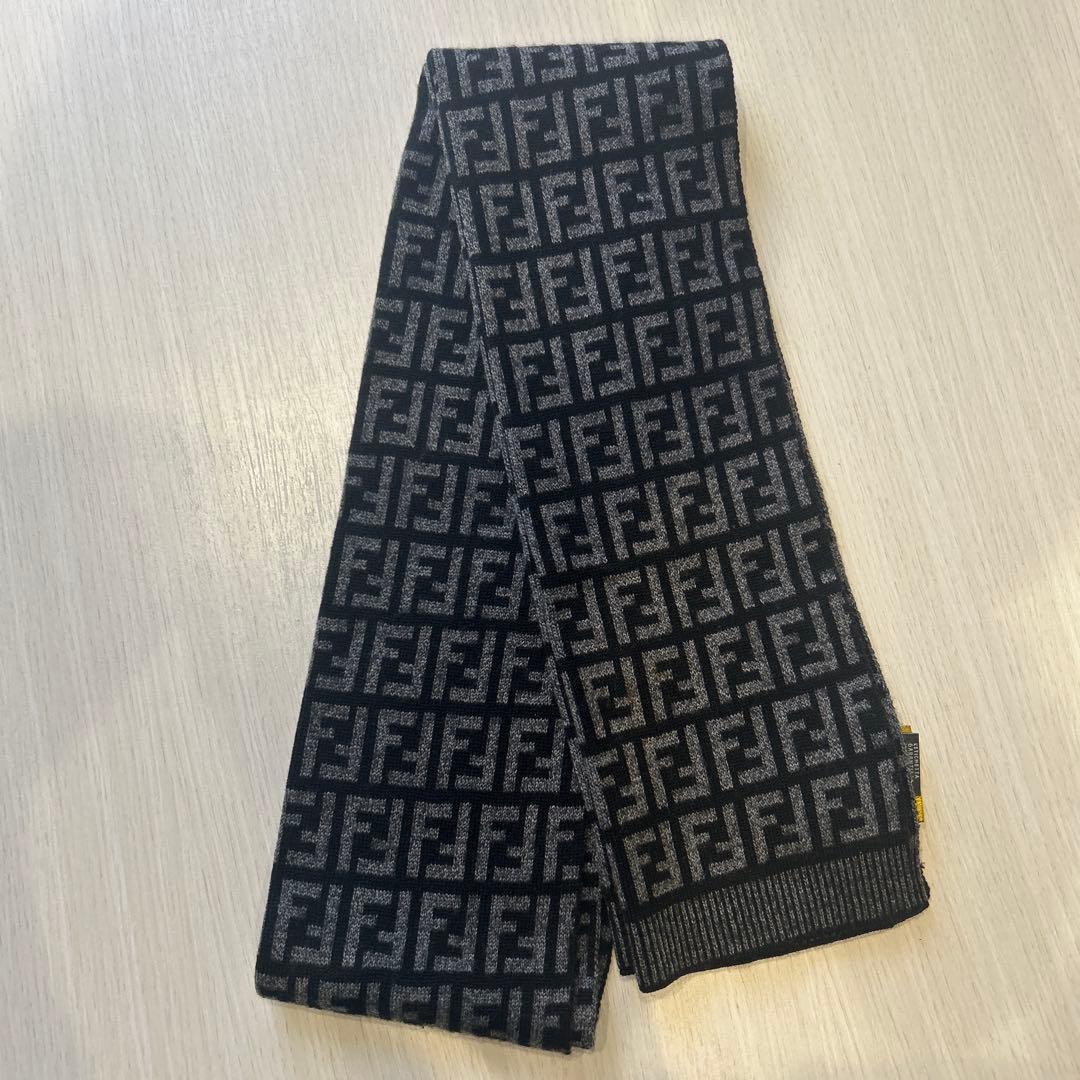 FENDI FFロゴマフラー グレー/ブラック