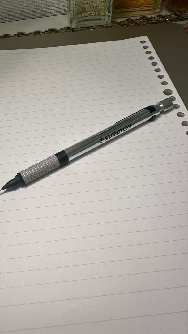 ステッドラー、スマッシュ