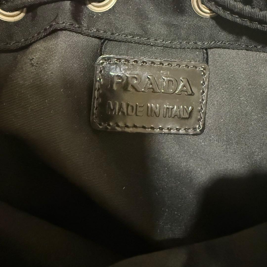 PRADA　アクセサリーポーチ　ブラック　ナイロン 巾着