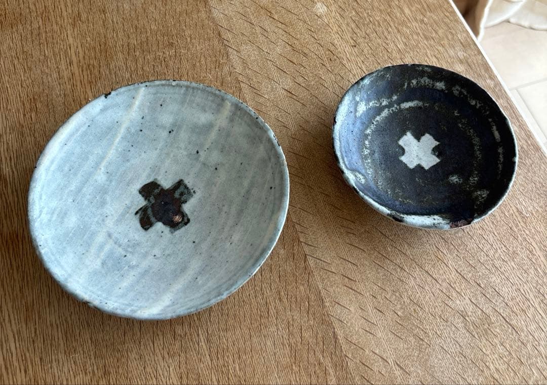 小野哲平　クロス皿 15センチ 美品 ホワイト地に黒クロス➕のレア皿