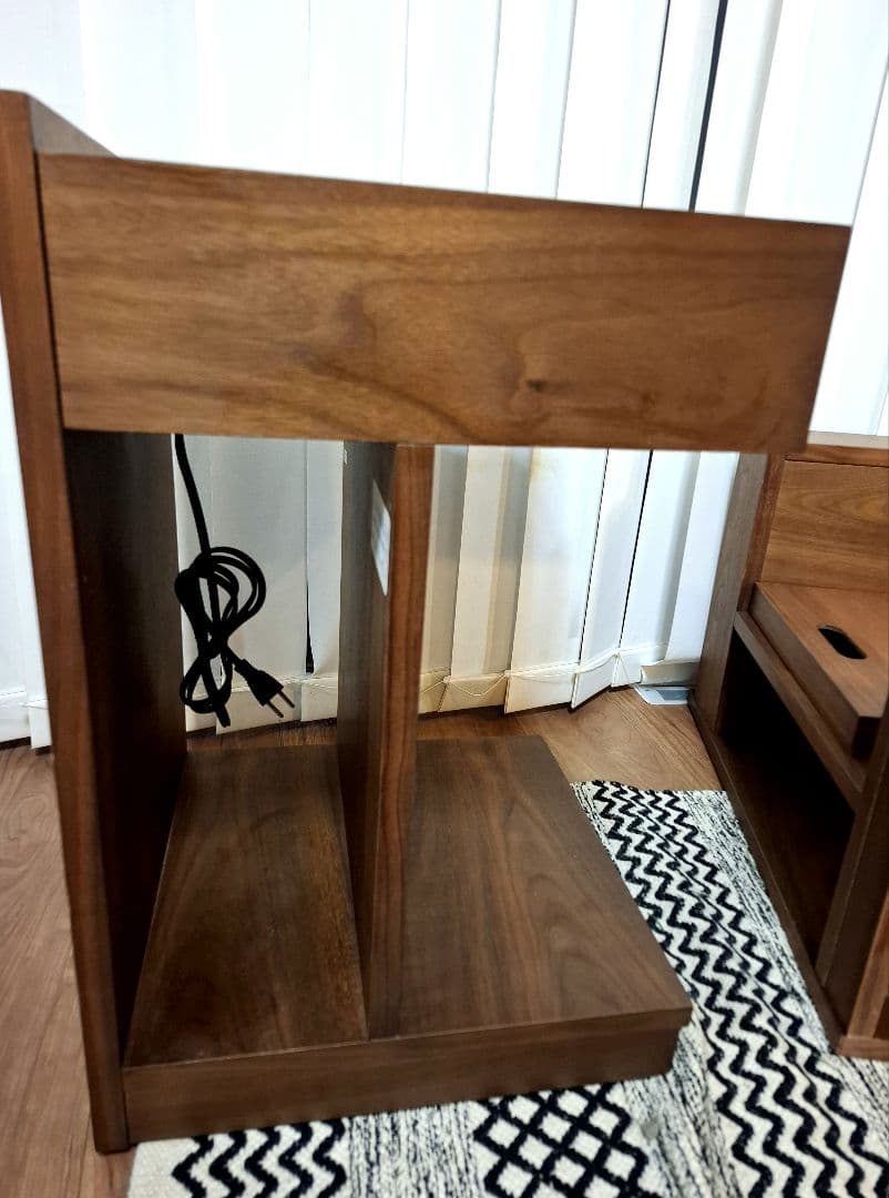 大塚家具☆サイド ナイトテーブル 収納☆隠れキャスター&コンセント オーク 2台