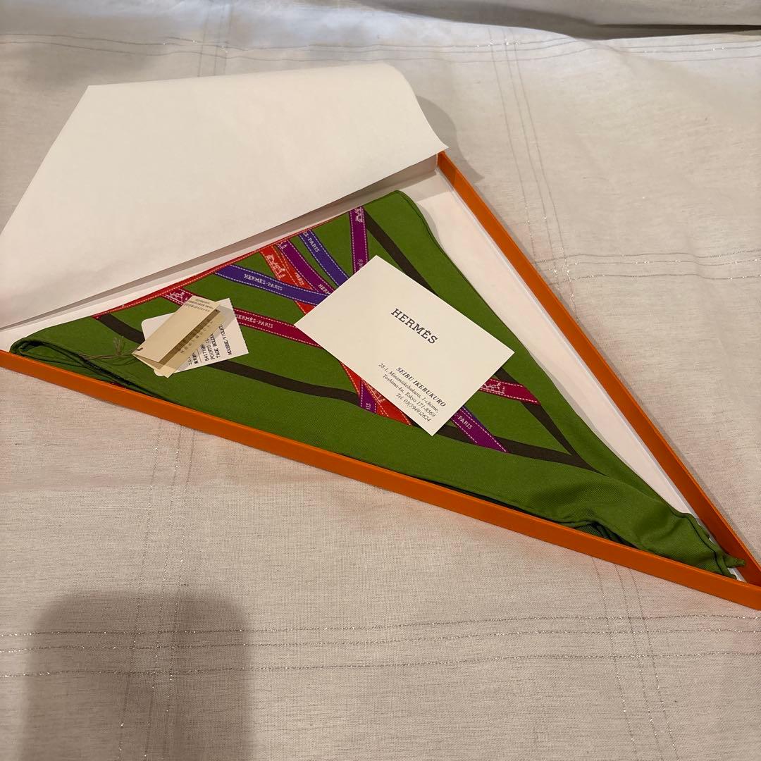 【新品・未使用】HERMES エルメス　スカーフ