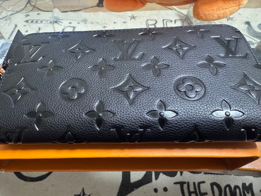 ヴィトンジッピーウォレット