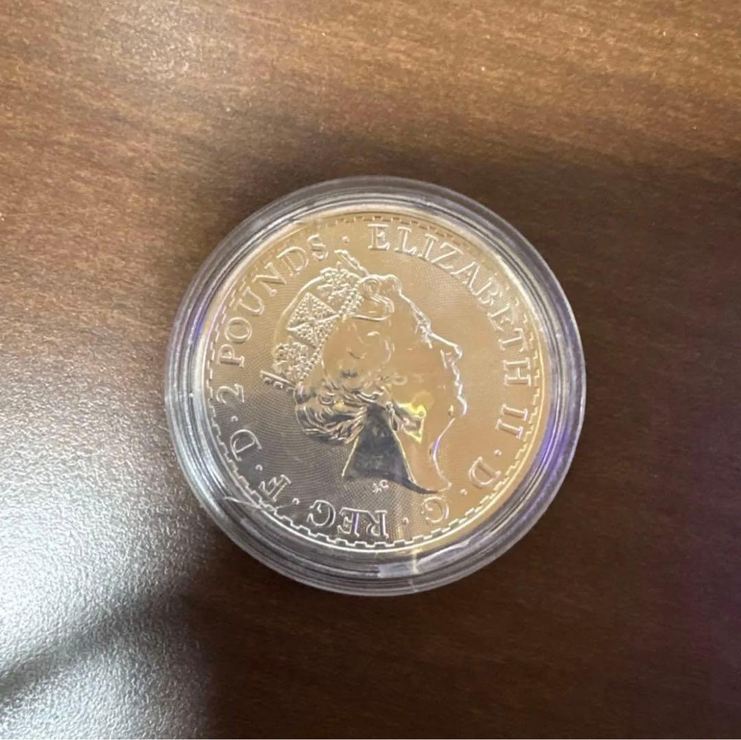 エリザベス女王 2ポンド ブリタニア銀貨 1オンス 