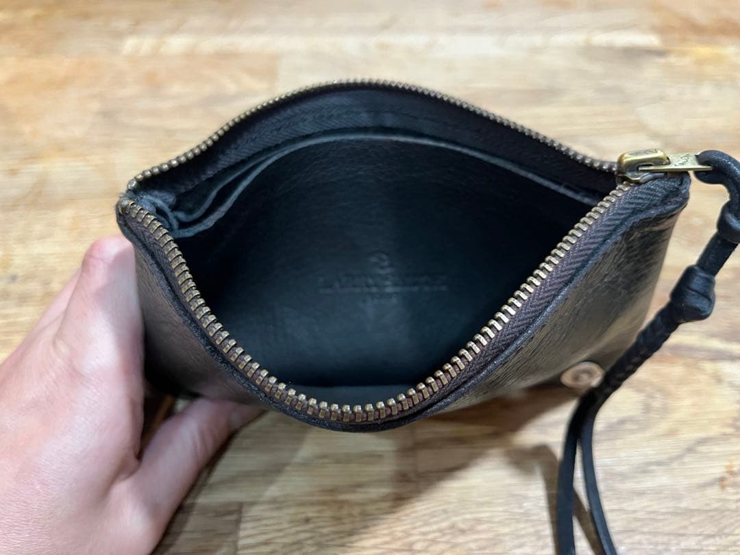 LARRY SMITH(ラリースミス)