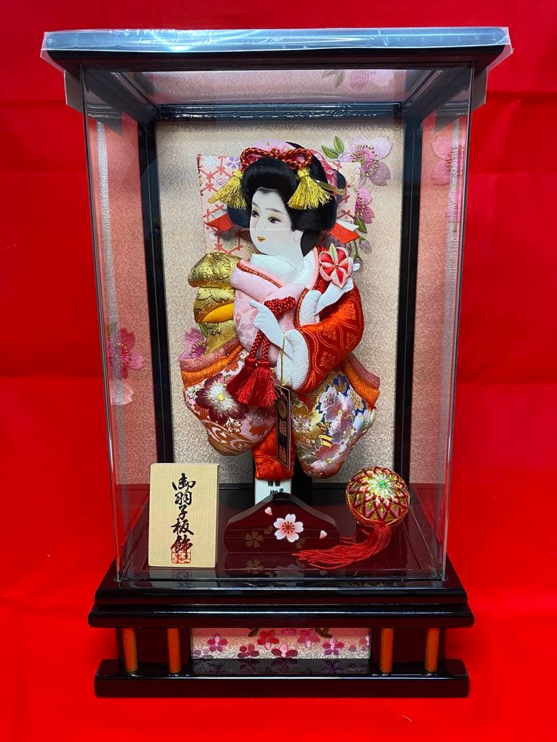 羽子板　アクリルケース黒塗り刺繍８号・サイズ間口約２４×奥行約１８×高さ約３９㎝