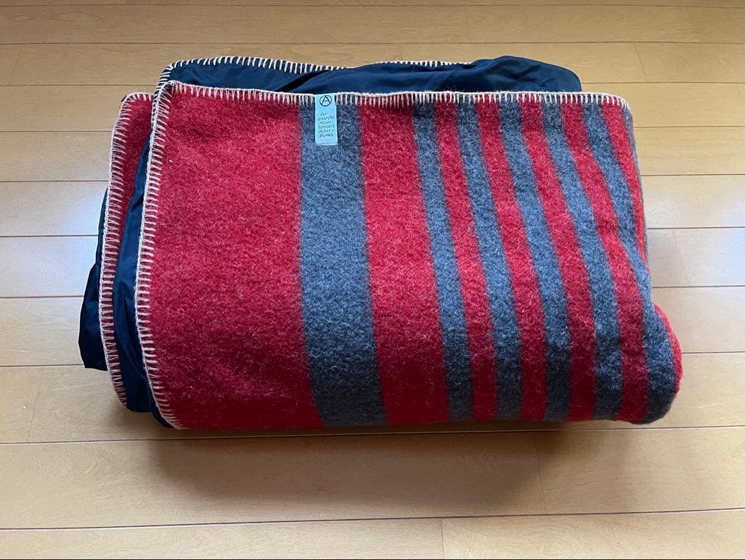 ⭕️マウンテンリサーチ　防水ナイロン裏地ブランケット　大判サイズ