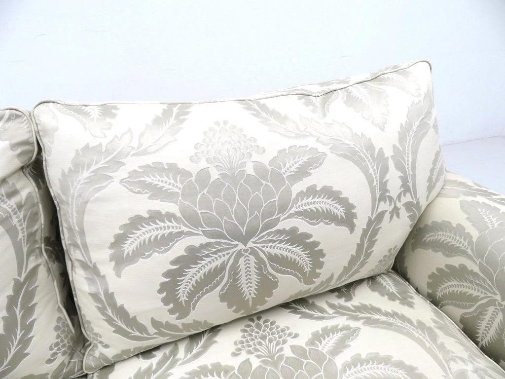 展示品　IDC大塚家具　デュレスタ　3人掛けソファ　トリプルソファ　モダン