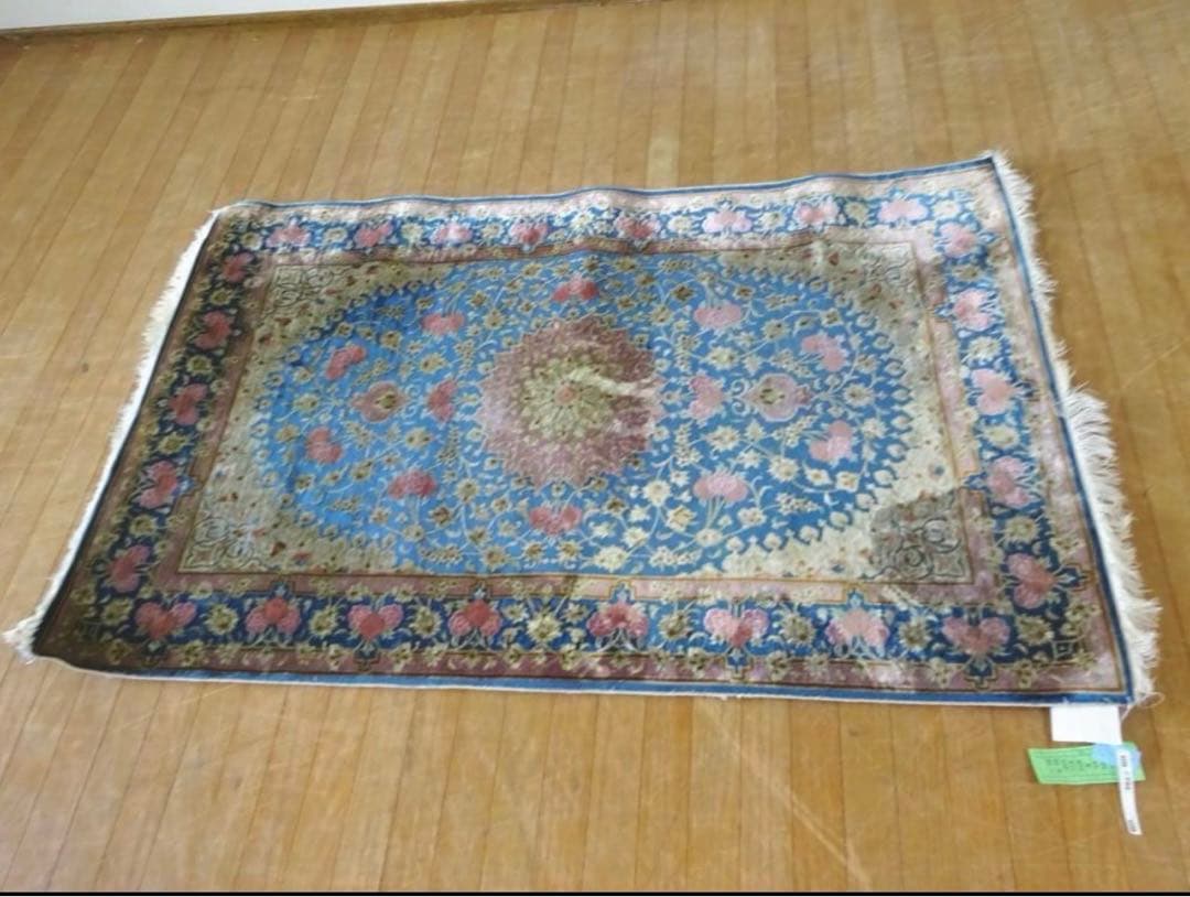 ペルシャ絨毯　シルク100%