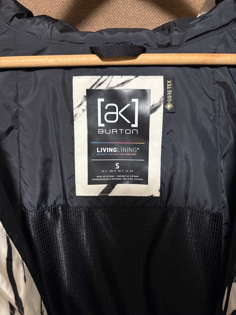 Burton [ak] Living Lining マウンテンパーカー S