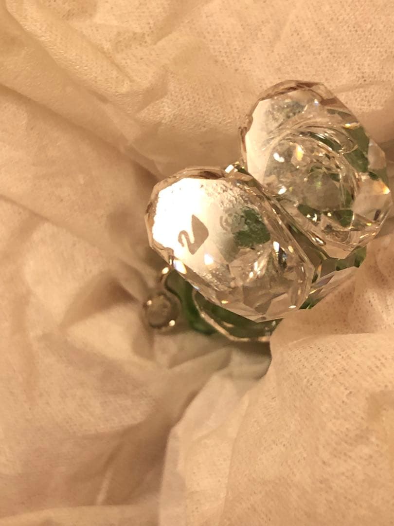 スワロフスキー【僕、力持ち!】