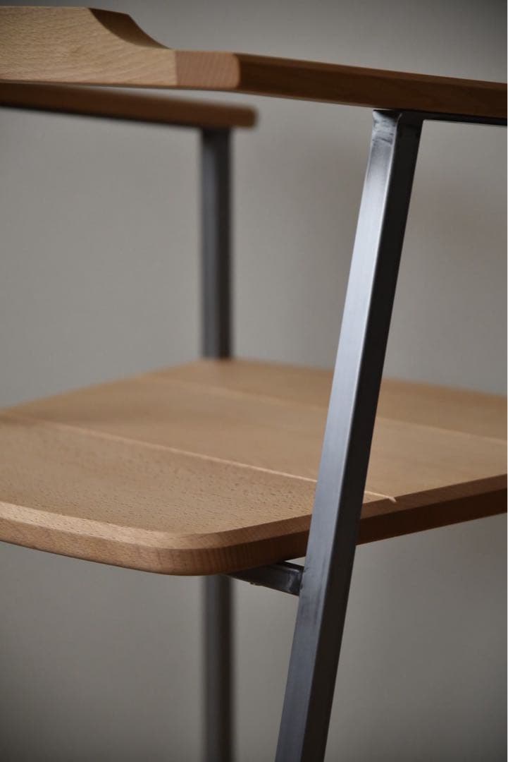 らりるれろ ！TIMBER COURT特注チェア　B