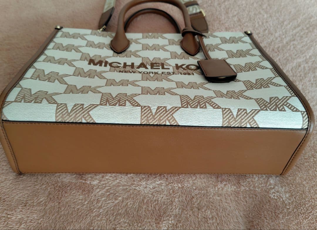 【MICHAEL KORS】美品☆2wayショルダートートバッグロゴチャーム付き