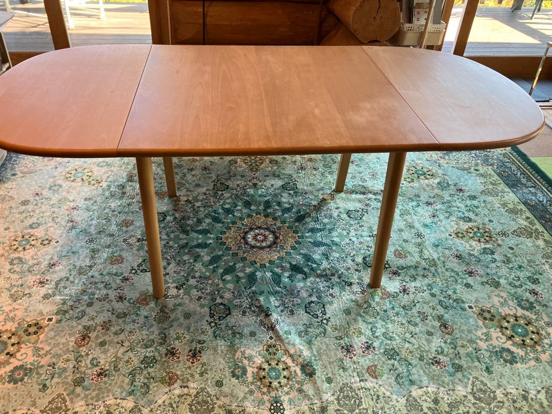 カールハンセン　テーブル　CH002