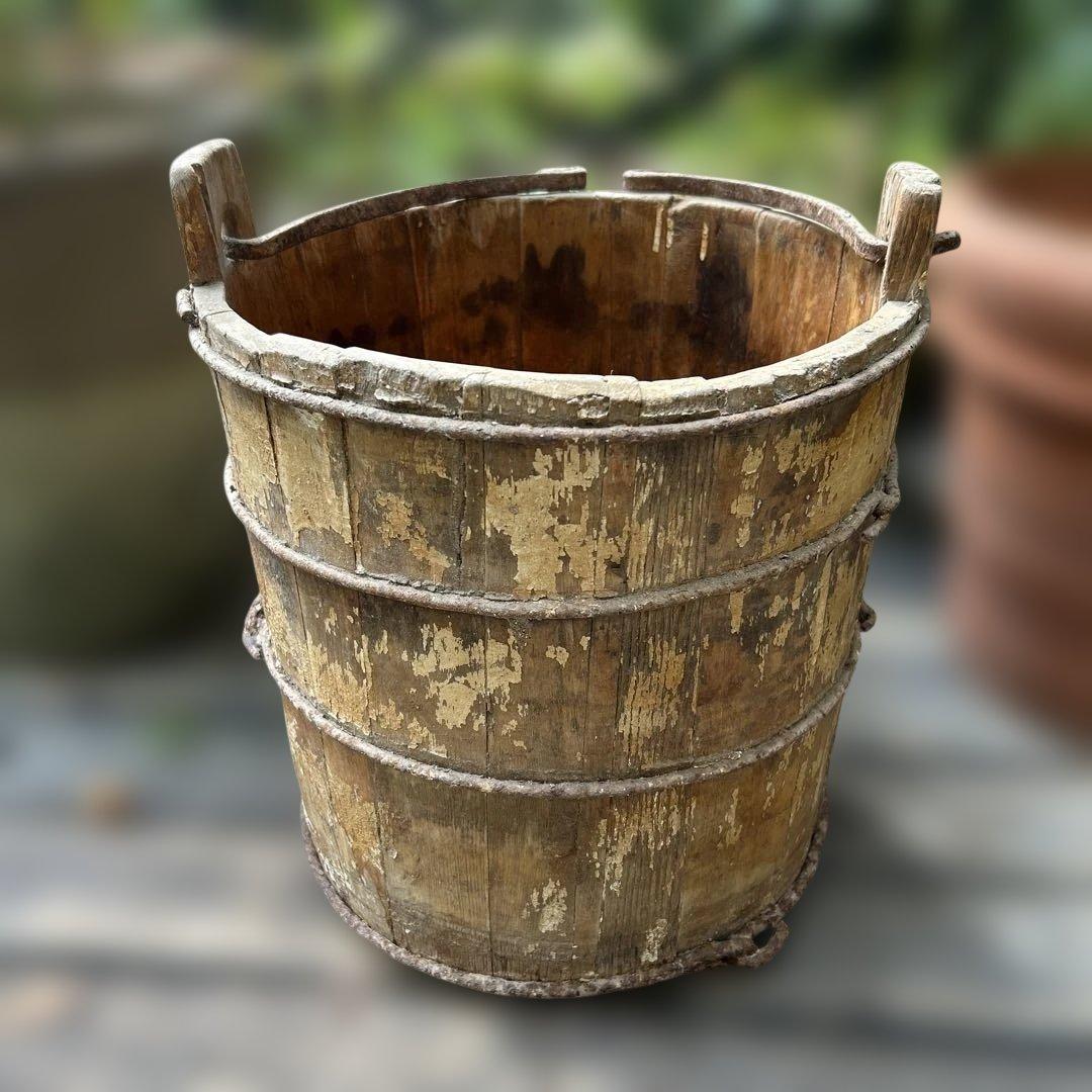 レア アンティーク 素朴な木製バケツ/井戸バケツ アイアン製ハンドルとタガ付き