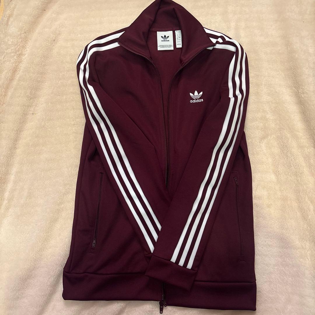 adidas トラックジャケットM