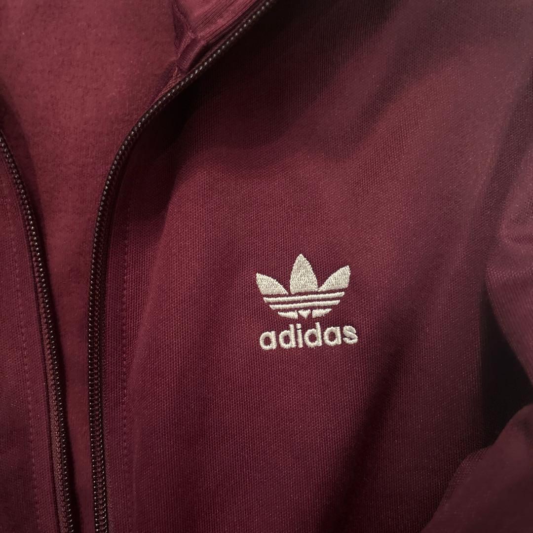 adidas トラックジャケットM