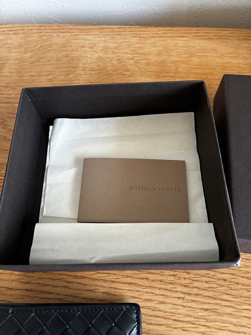 美品 ボッテガヴェネタ 財布 二つ折財布 イントレチャート　ブラック