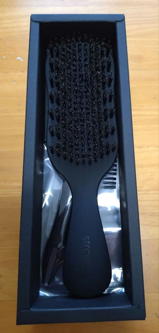 【未使用】ケアストレートブラシ strainia ストレーニア
