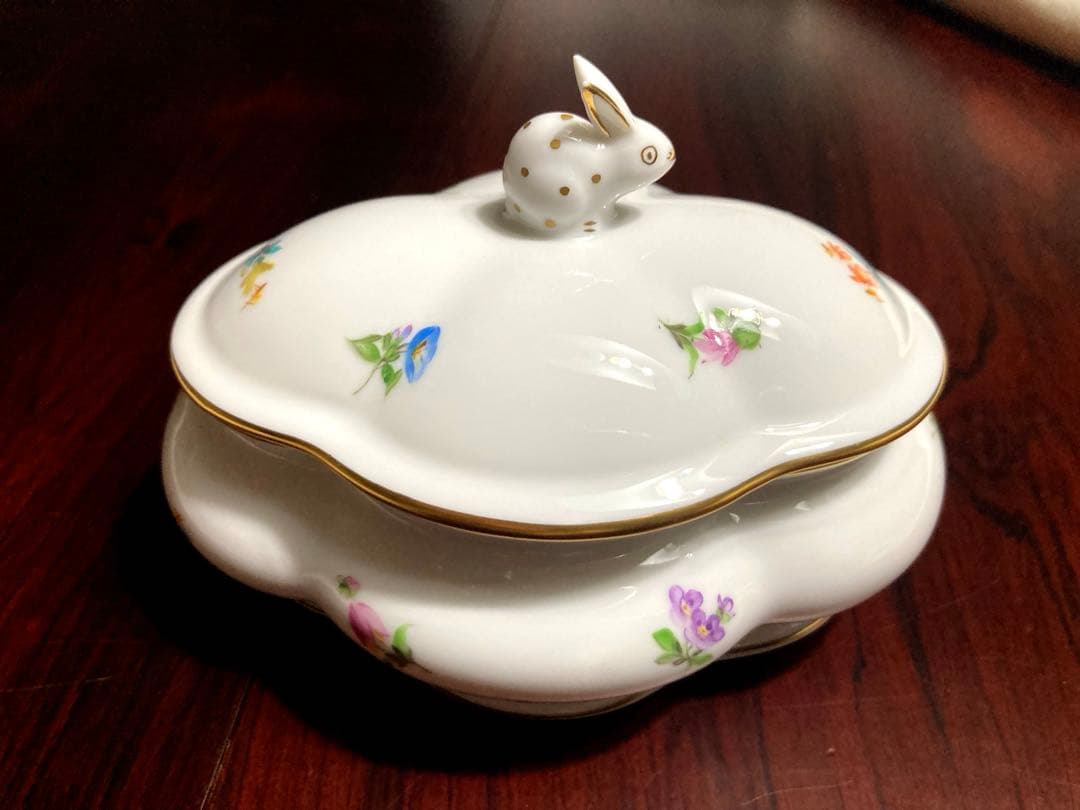 ヘレンド　うさぎボンボン入れ
