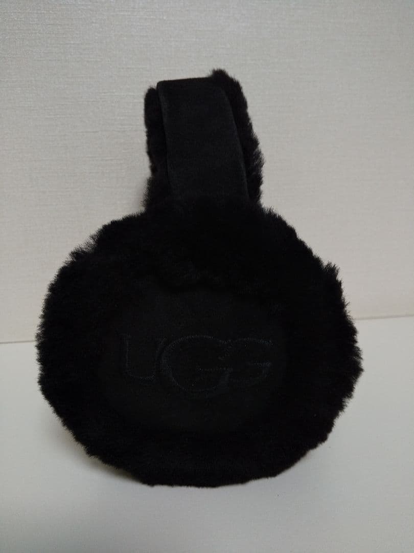 UGG イヤーマフ黒　イヤーマフラー　アグ