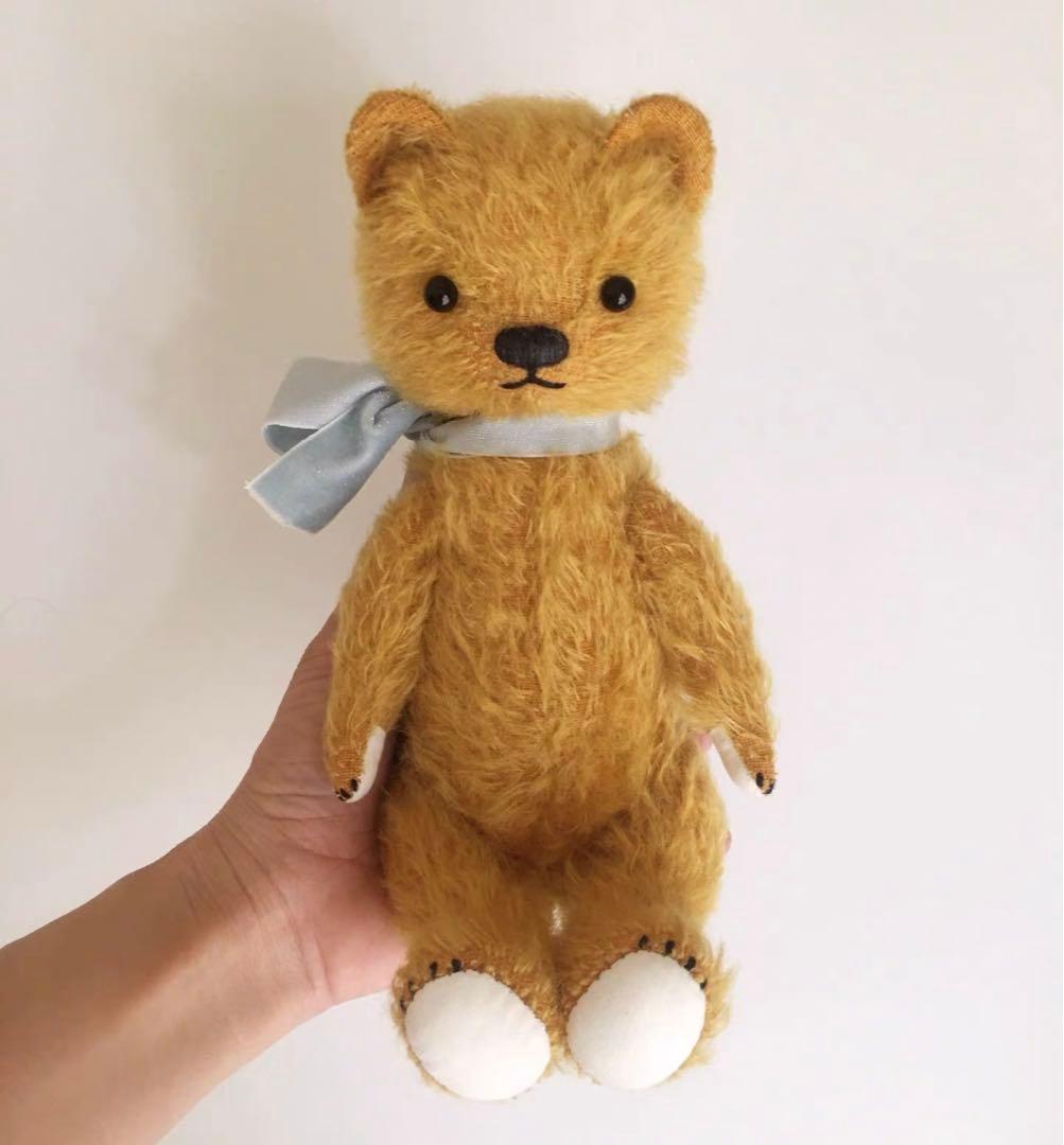 大人しいテディベアさん アーティストベア 海外作家様 ハンドメイド ぬいぐるみ