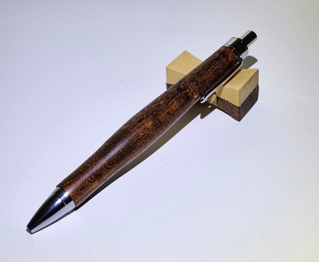 木軸ボールペン　針桐(栓)