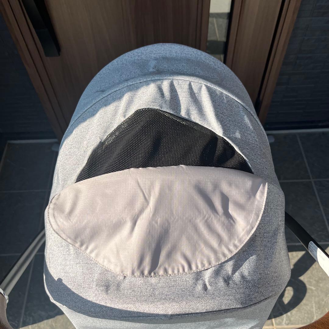 【美品】Aprica　ラクーナクッション　AC 2106241 両対面　レザー