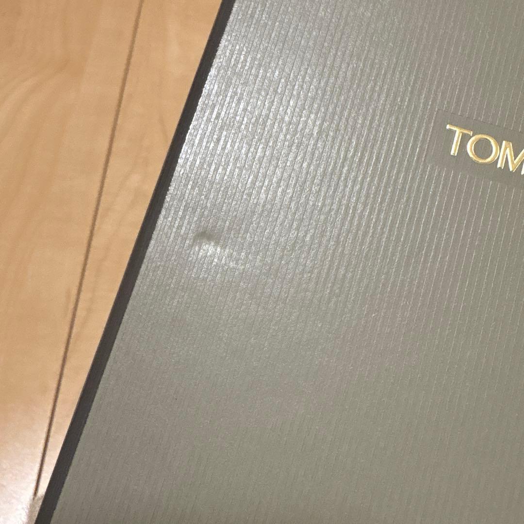トムフォード TOM FORD 財布 二つ折り財布 Y0228 LCL158G