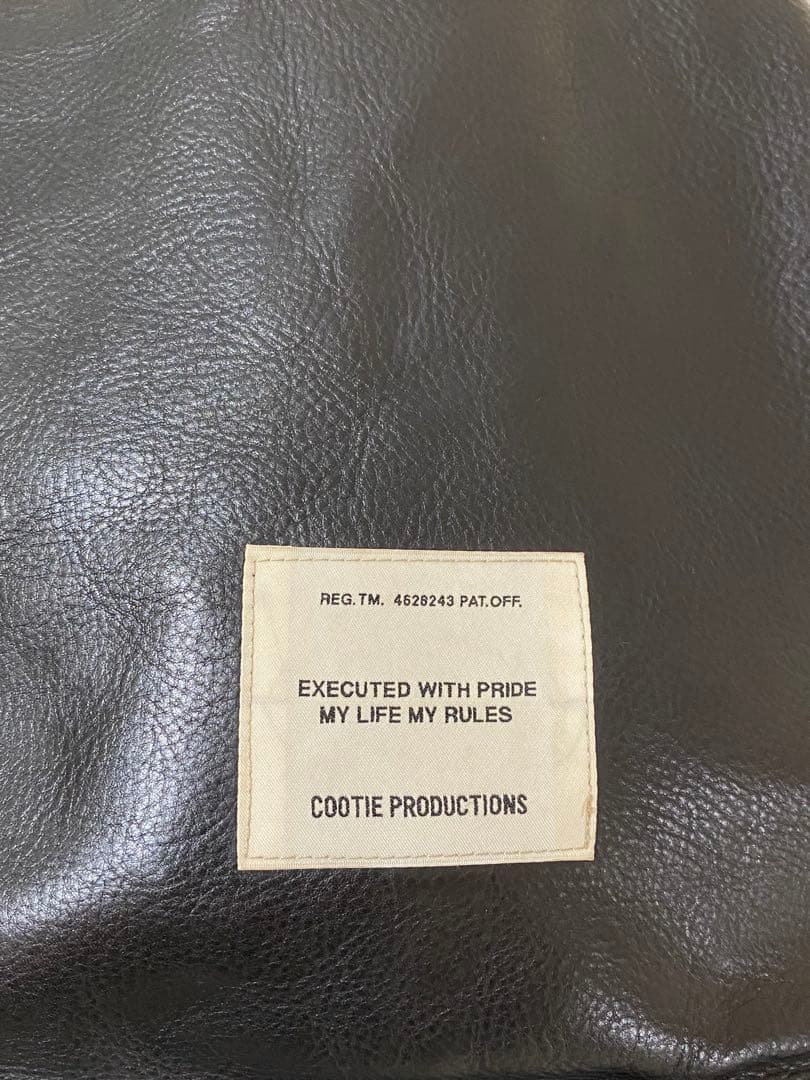 バッグ Cootie Productions Leather C-Store Bag