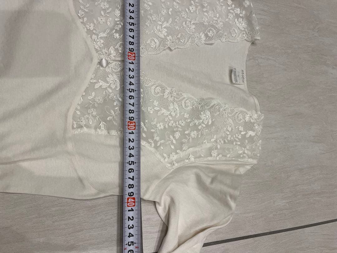 ハンロ　ホワイト 長袖 トップス