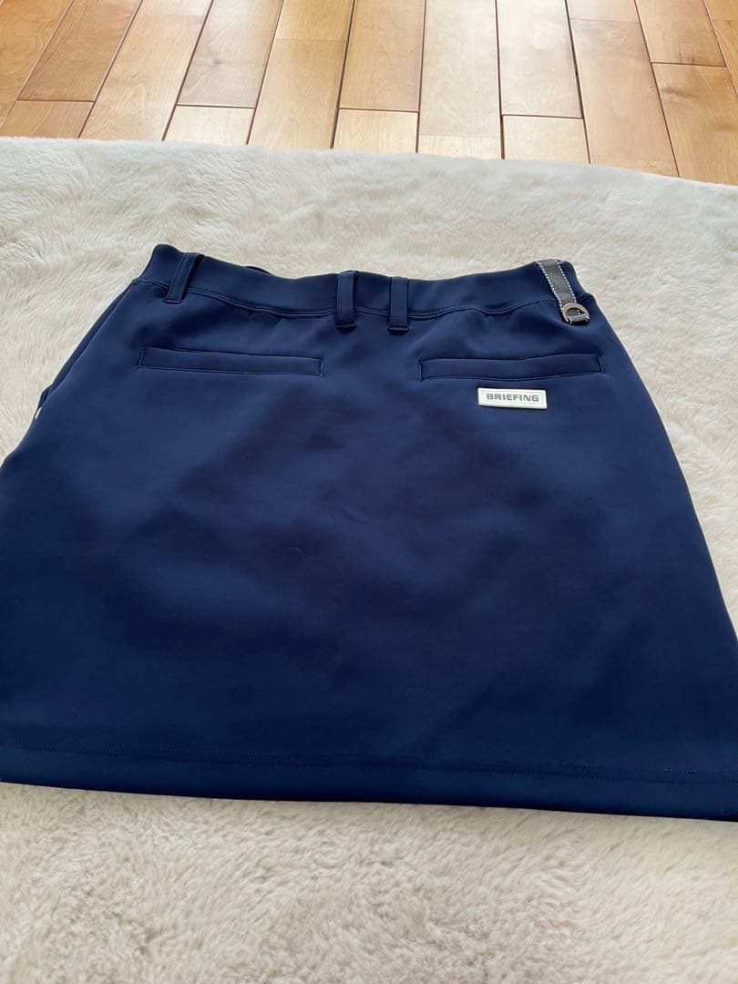 ブリーフィングゴルフレディースウェアスカートセットアップ