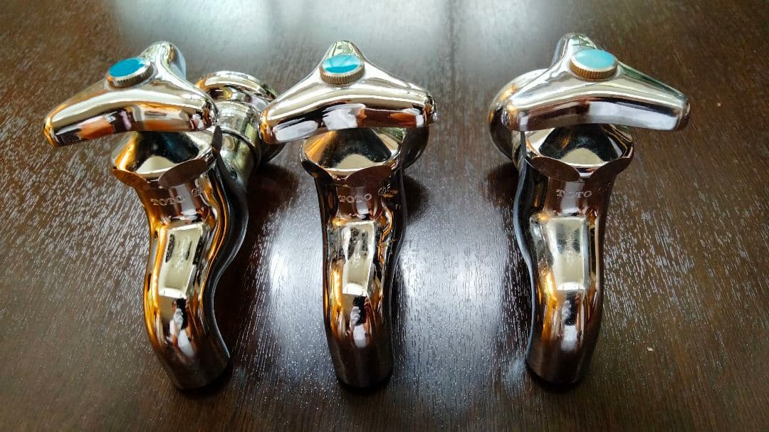 TOTO送り座付き横水栓 呼び径:20mm 型式:T23AE20C 3個