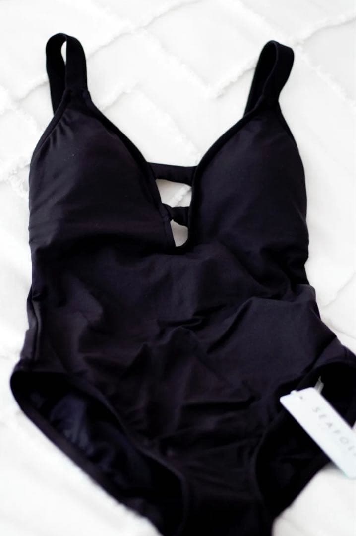 【未使用】seafolly ジジハデイッド広告モデル　ワンピース水着