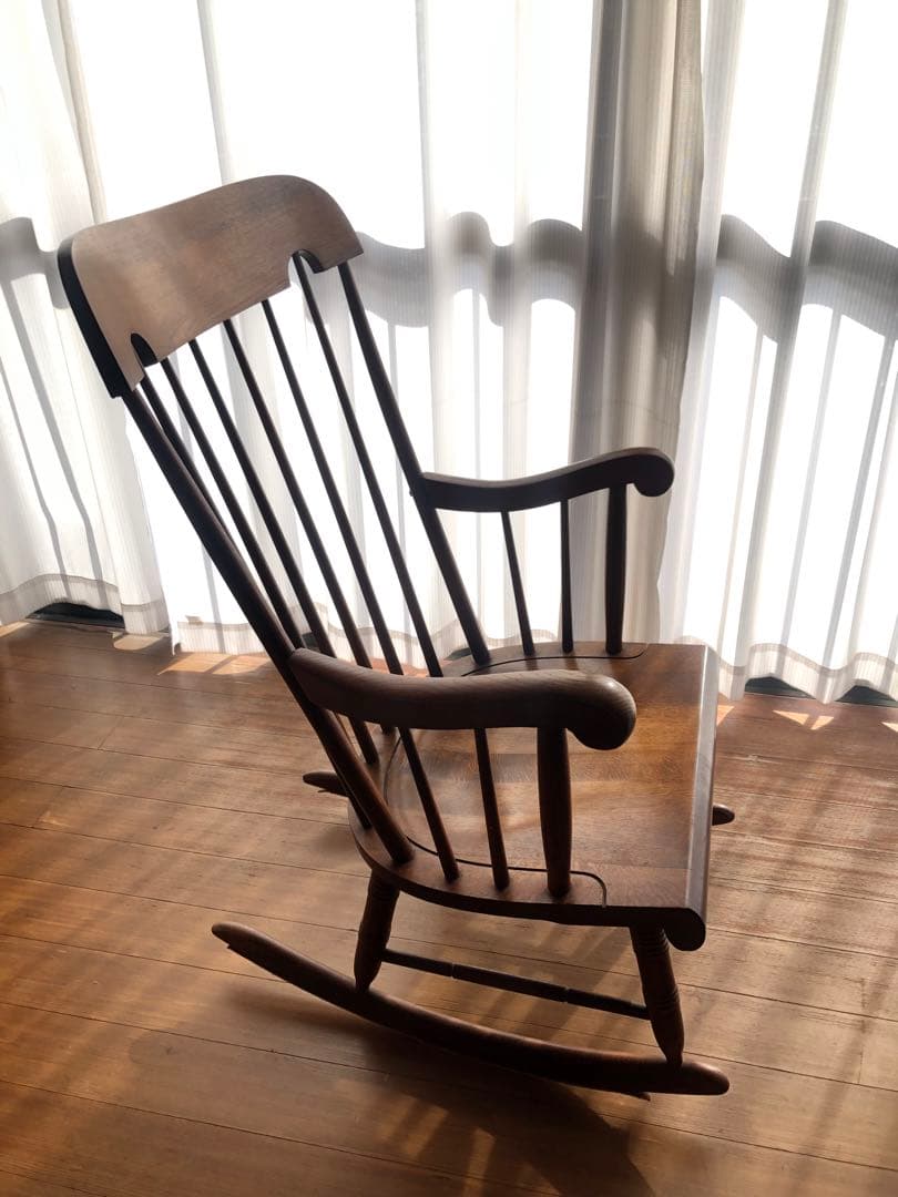木製ロッキングチェア