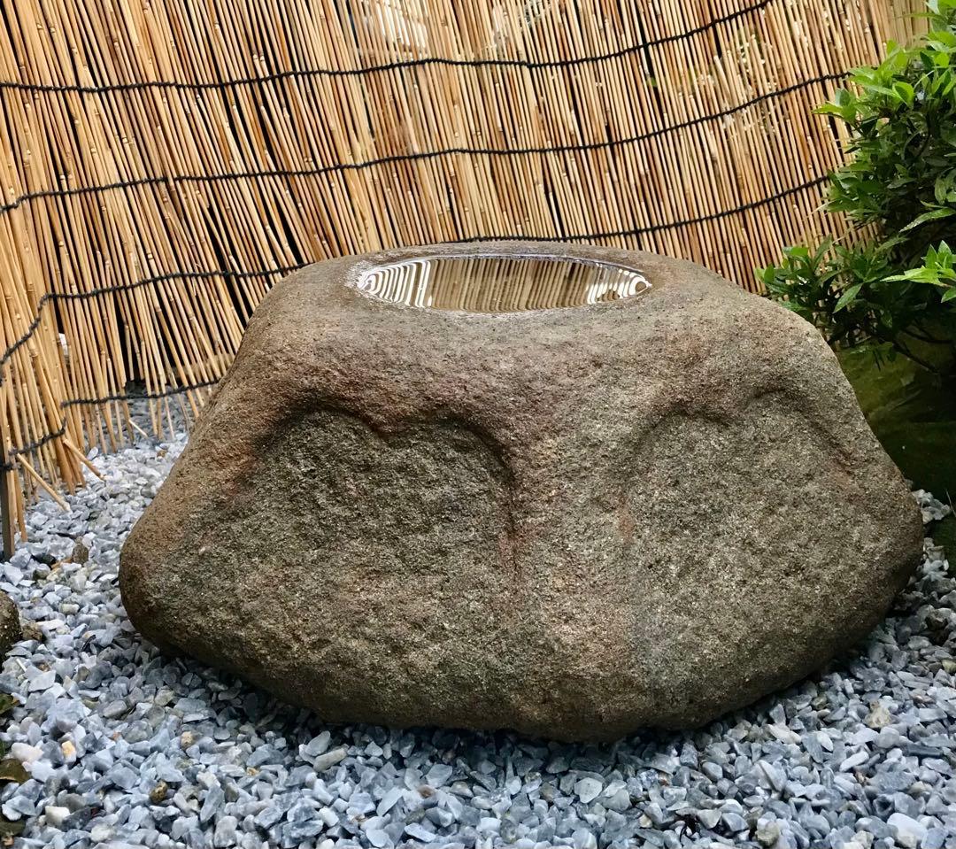 【天然自然石・水鉢・蹲・茶庭石・庭石】オブジェ置物箱庭造園坪庭バードバス石鉢箱庭