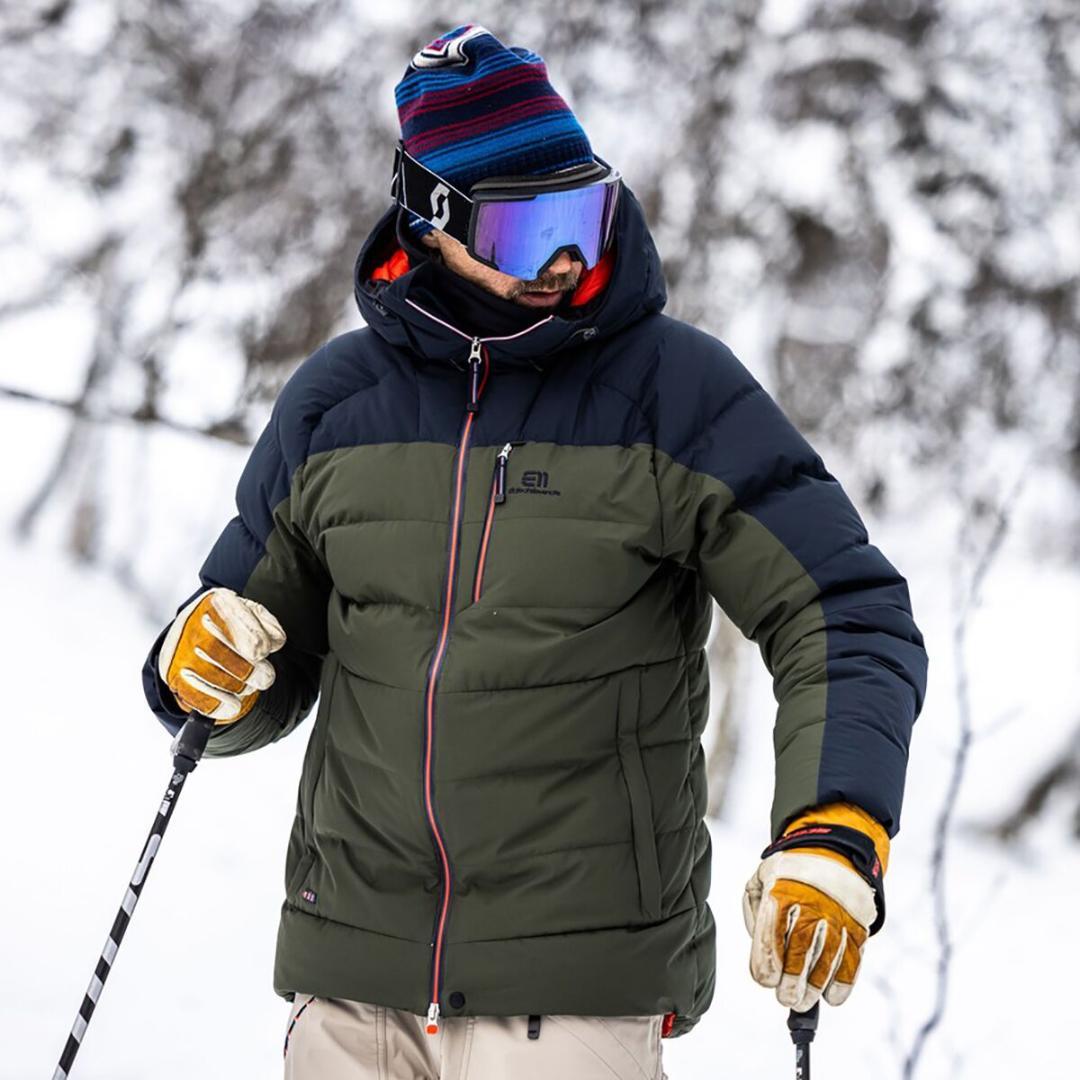 使用回数1回　Elevenate Combin ダウンGore-Tex