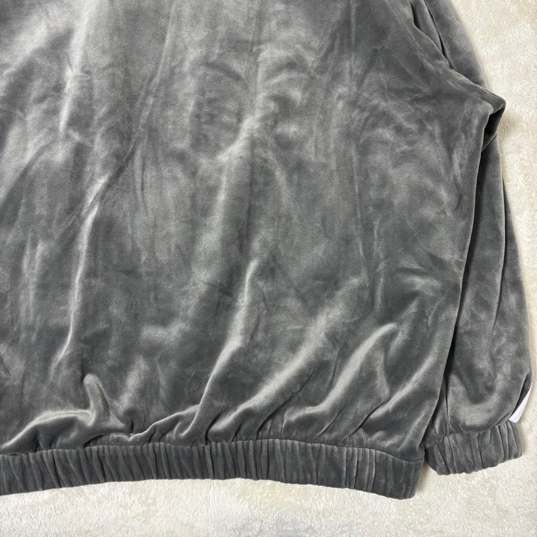 adidas originals トラックジャケット　ベロア　チャコール　グレー