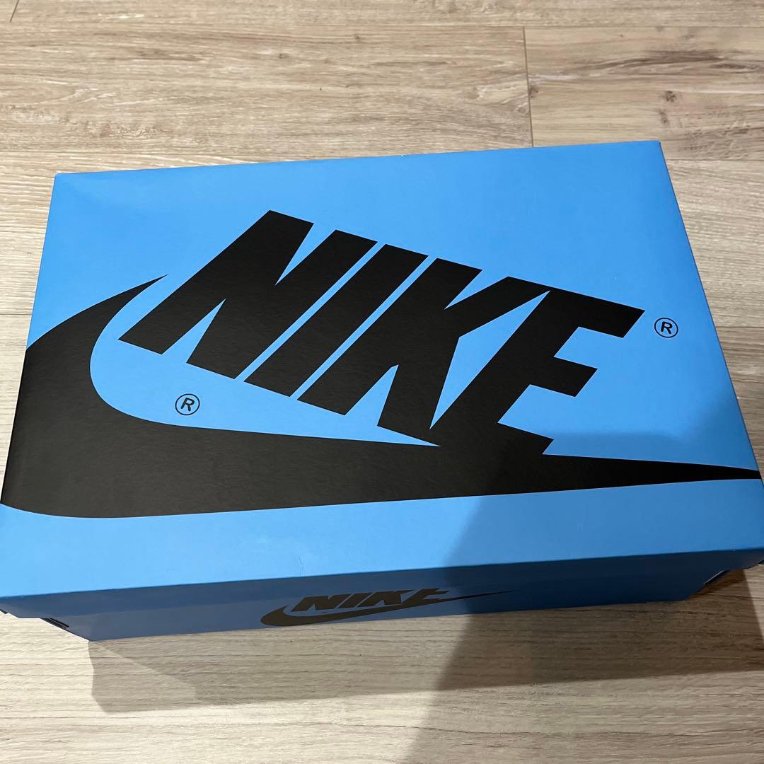 Nike Air Jordan 1 high UNC toeユニバーシティブルー
