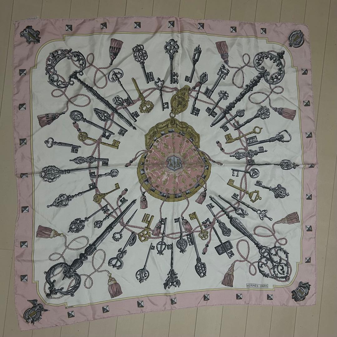 HERMES カレ 90 スカーフ