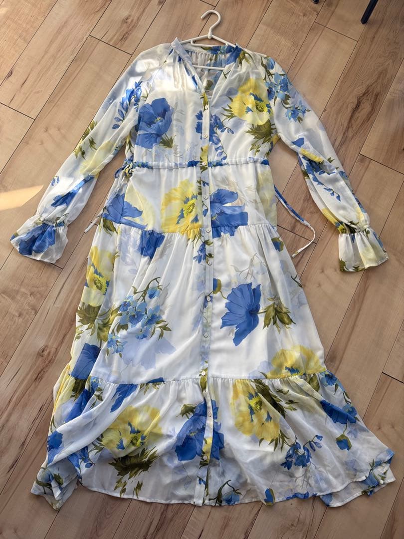 フラワープリント ロングワンピース（サイズ38）