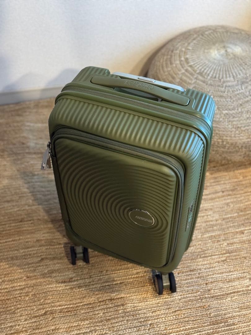 American tourister Curio スピナー55