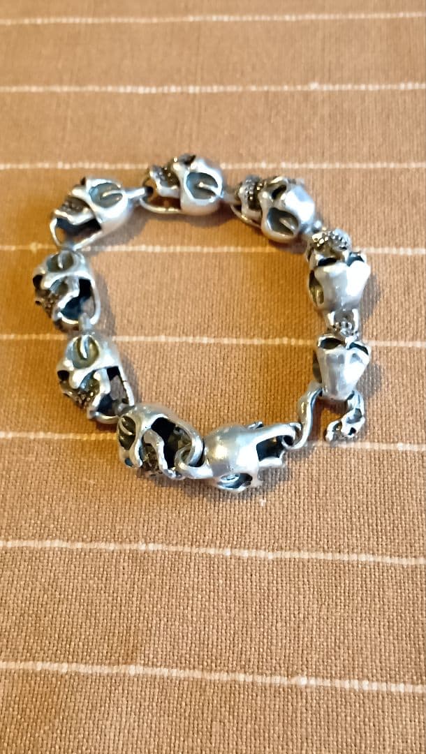 スカル シルバーブレスレット 骸骨 ドクロ