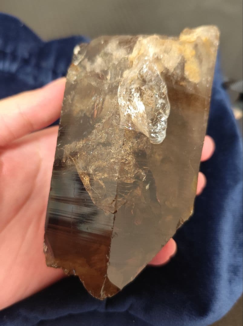 マスターロシアンレムリアン セイクリッドスクライブズ【 虹有り】722g