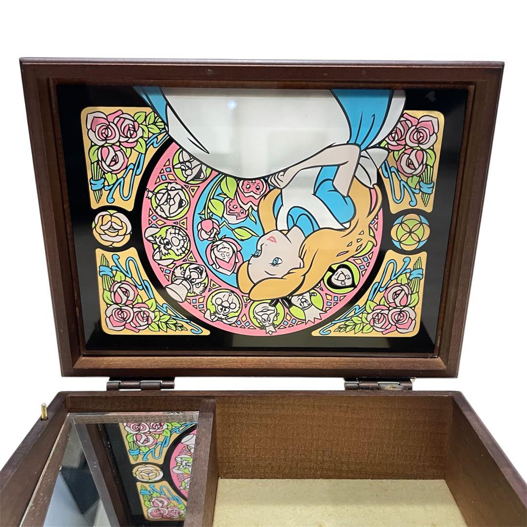 【希少品】アリス・イン・ワンダーランド ジュエリーボックス／オルゴール付き