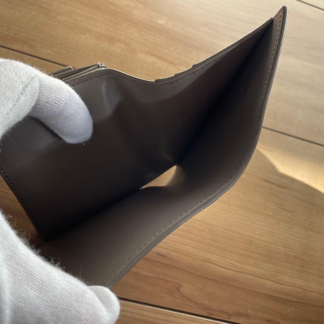 未使用級美品！　セリーヌ　三つ折り財布　トライフォールフォレット　箱付き